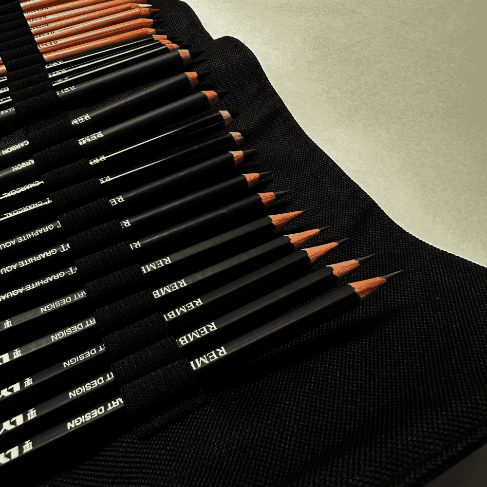 ESTUCHE DE LAPIZ LYRA EN ROLLO X 24 PC RF L2054240